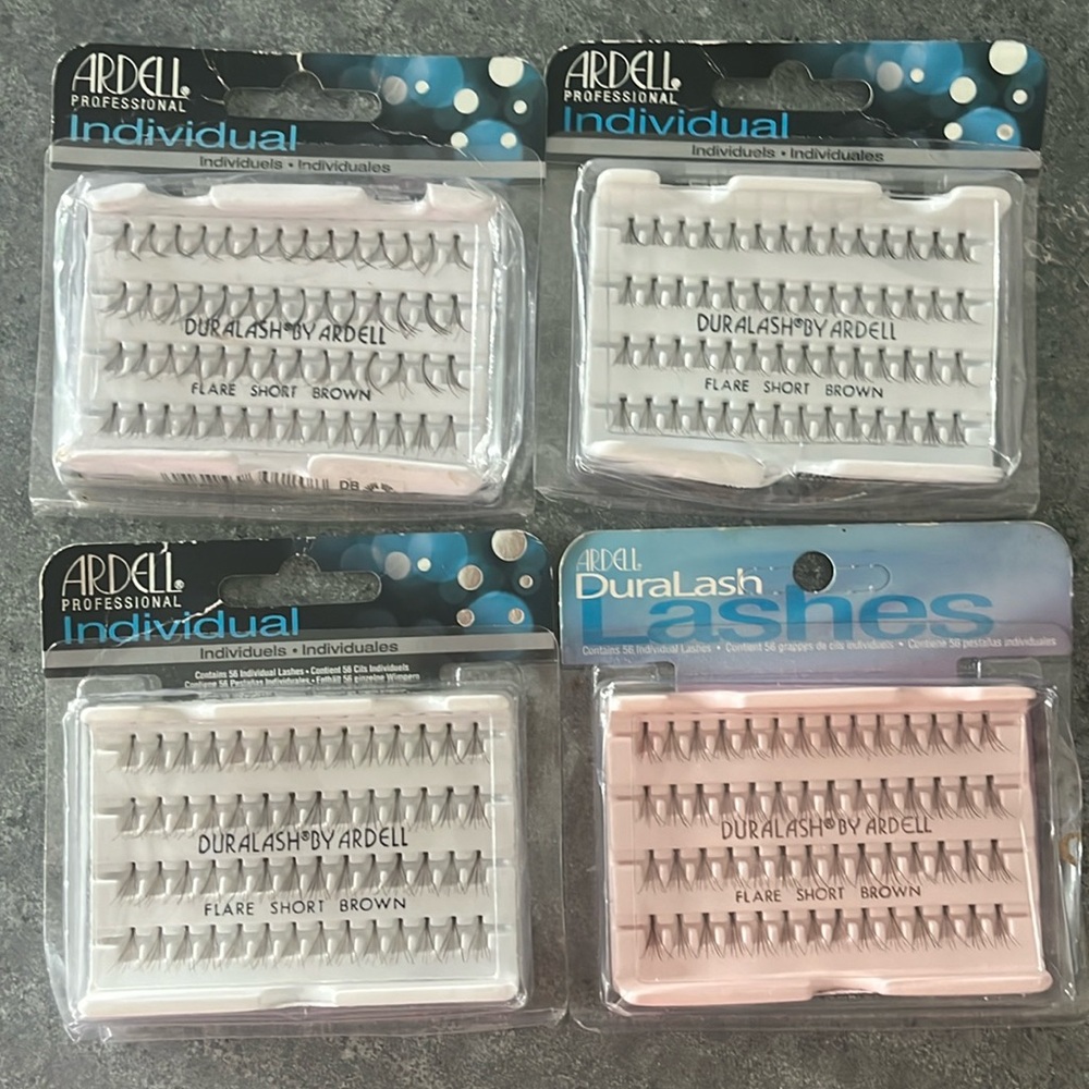 Four Packs False Lashes - Brown